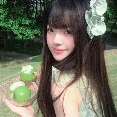 衣柜里的猫